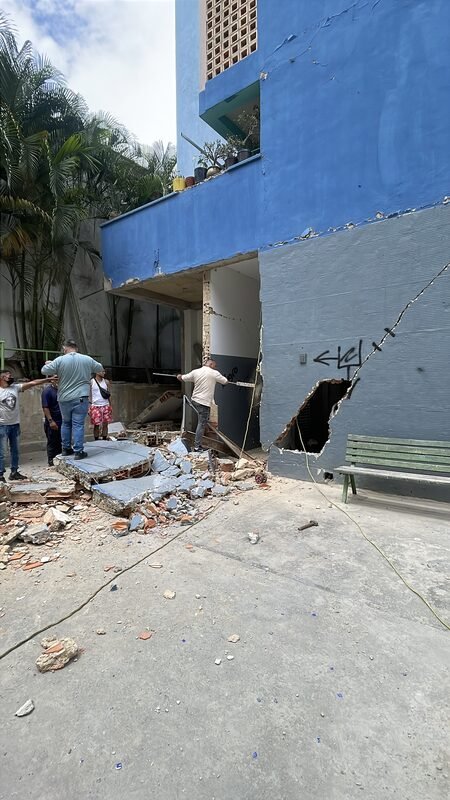 Photo from the IHE Venezuela earthquake relief mission, Campamento 1 3.